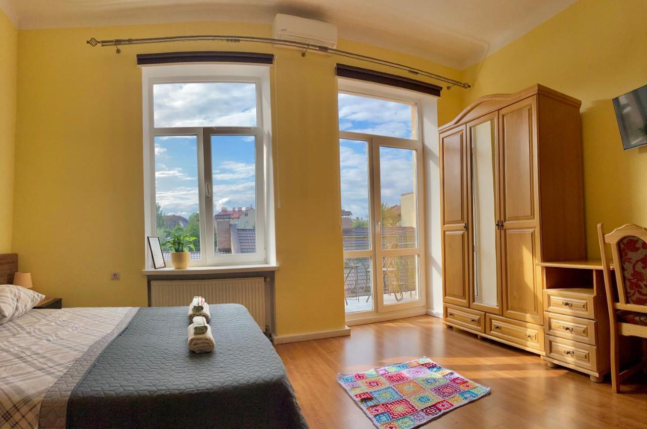 Dimitris Apartment Львов Экстерьер фото